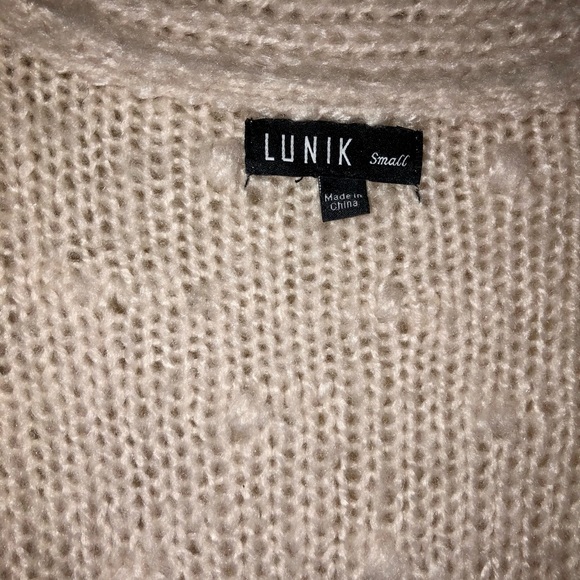 Lunik woman’s cream colored fringe sweater/cardigan size small - Picture 2 of 5